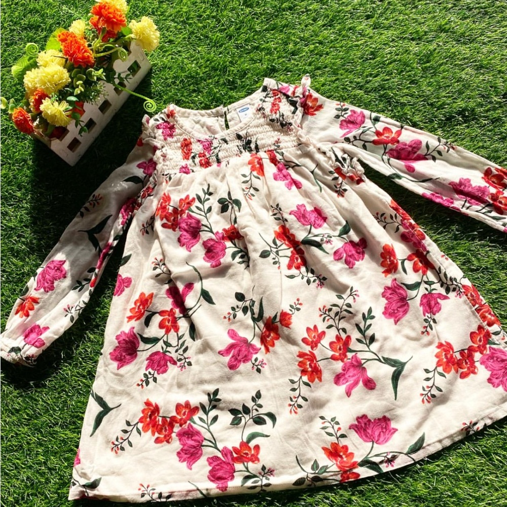 💘 Cute as  Button♥️Old Navy💖 Pink & Red Smocked Toddler Floral Dress SZ 5T